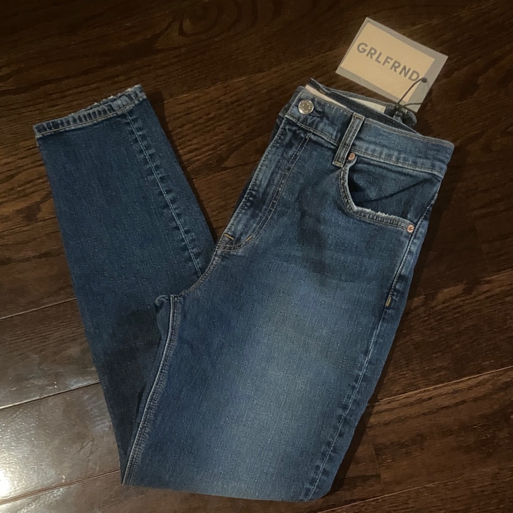 GRLFRND Women's Skinny Jeans in Medium Blue Wash